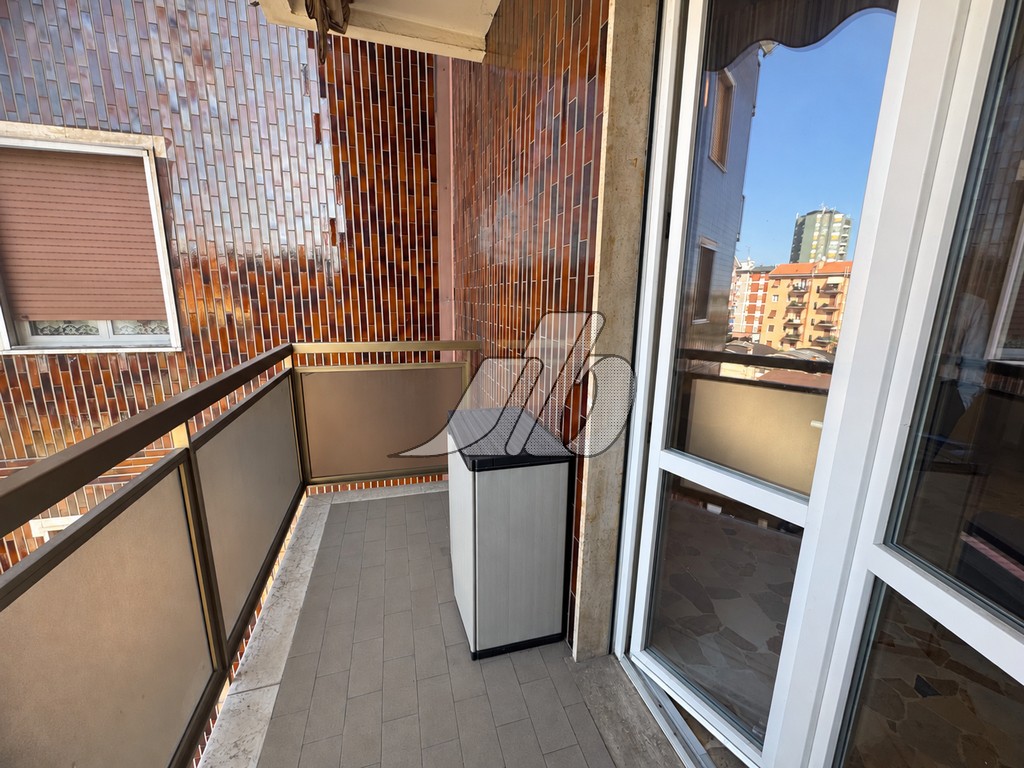 16. A532 – BALCONE1B