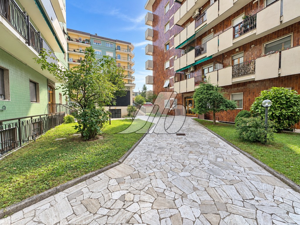 25. B475 – CORTILE CONDOMINIALE1A