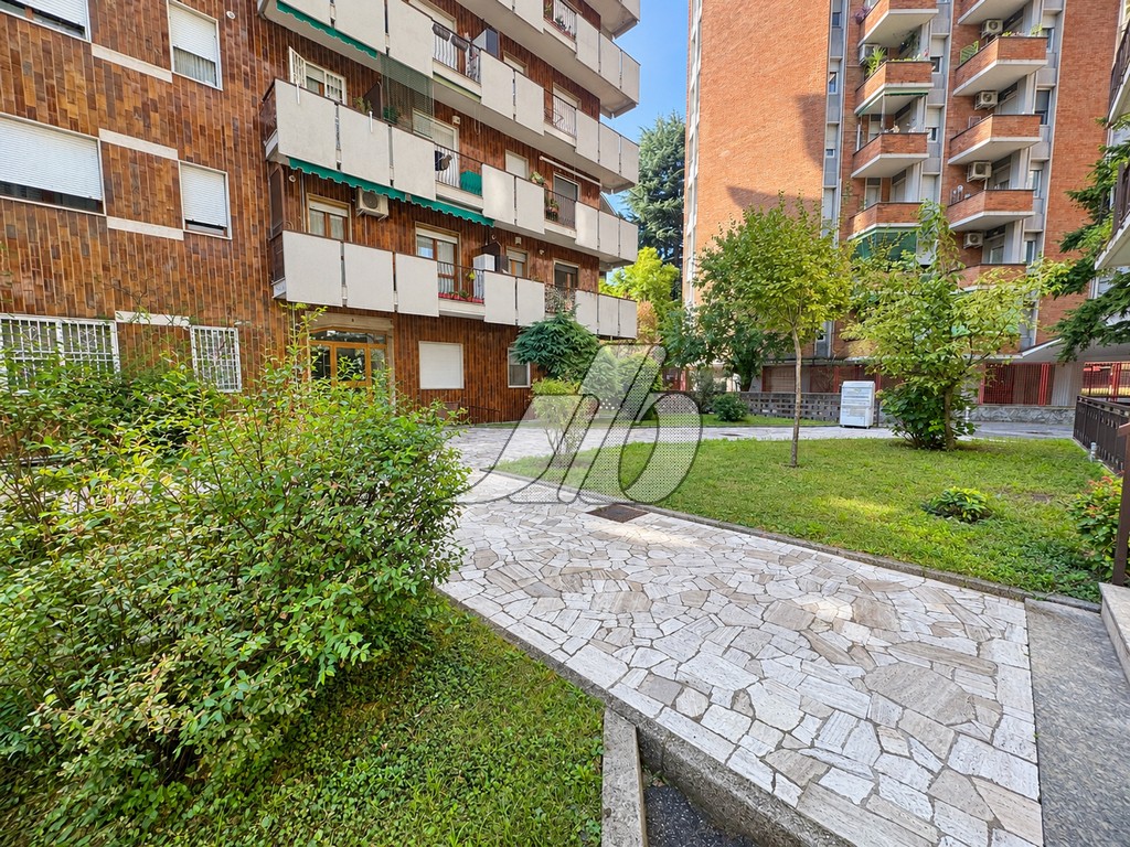 26. B475 – CORTILE CONDOMINIALE1B