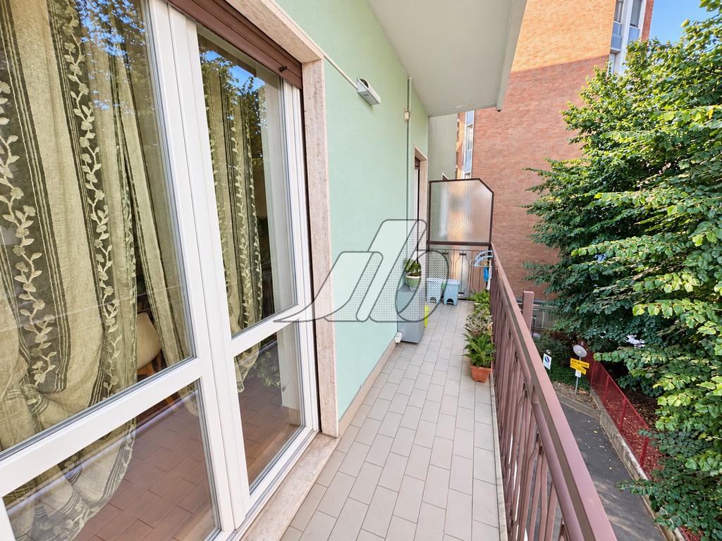 8. B475 – BALCONE1A
