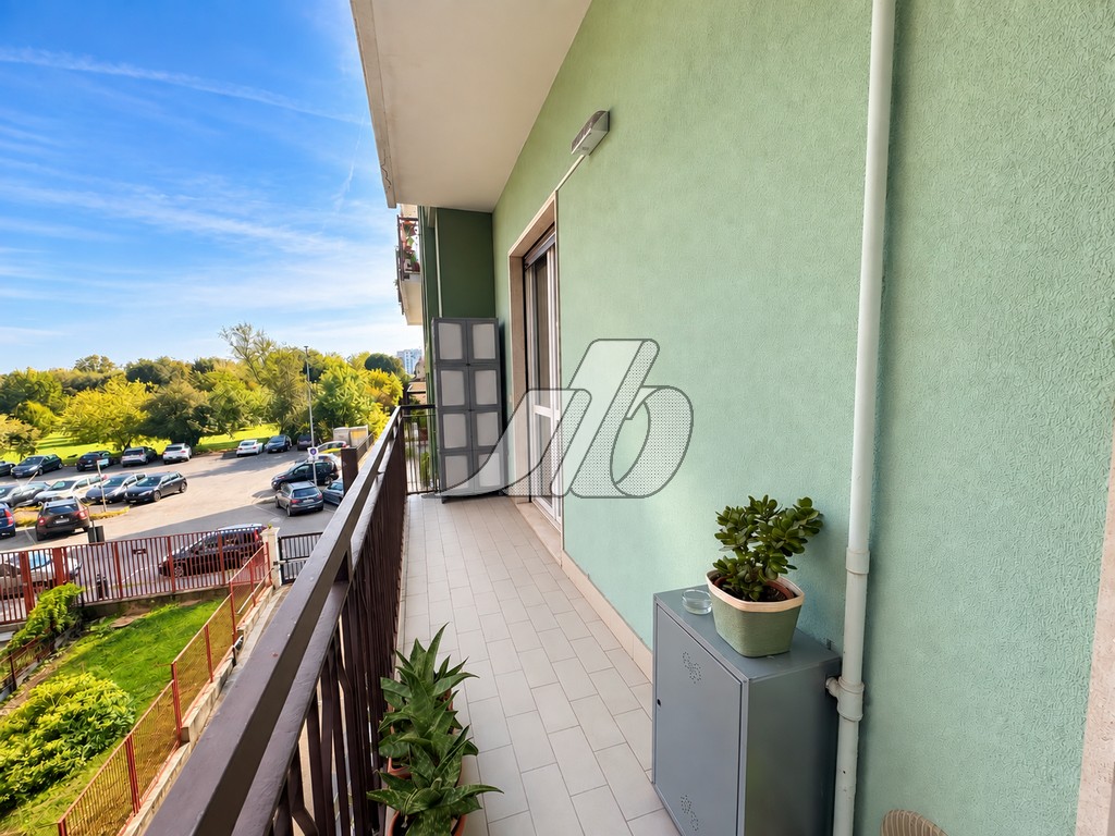 9. B475 – BALCONE1B