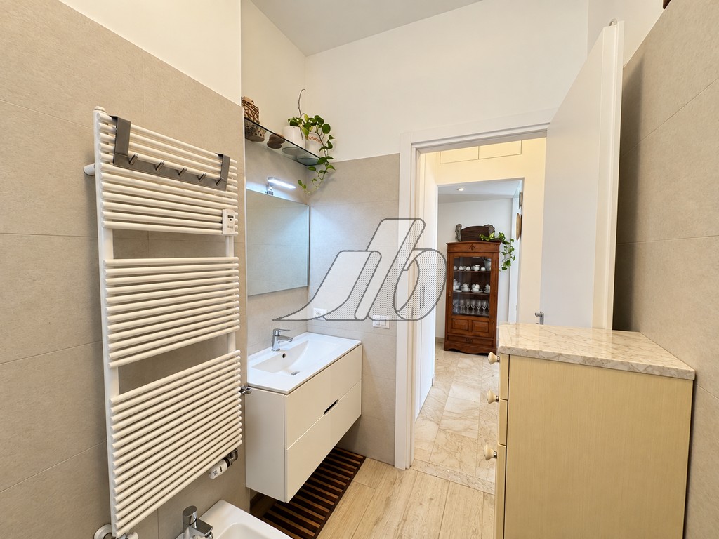 27. B474 – BAGNO1B