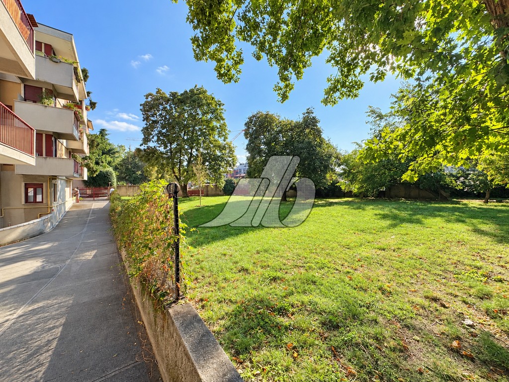 32. B474 – GIARDINO CONDOMINIALE1B